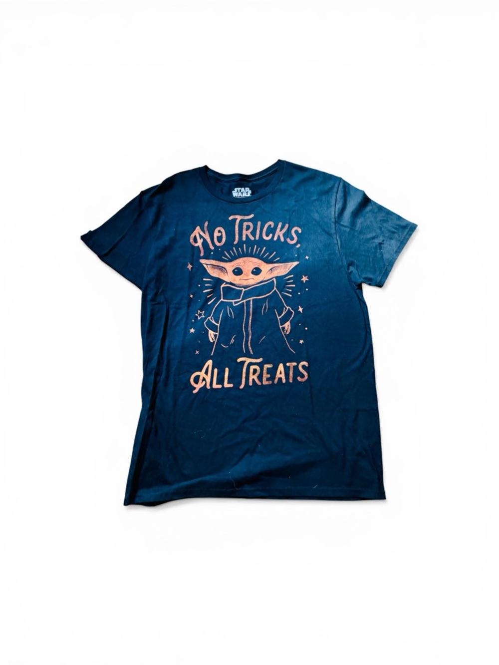 MAD Engine Sz L Halloween Star Wars Black Graphic Tee with Baby Yoda Logo Print